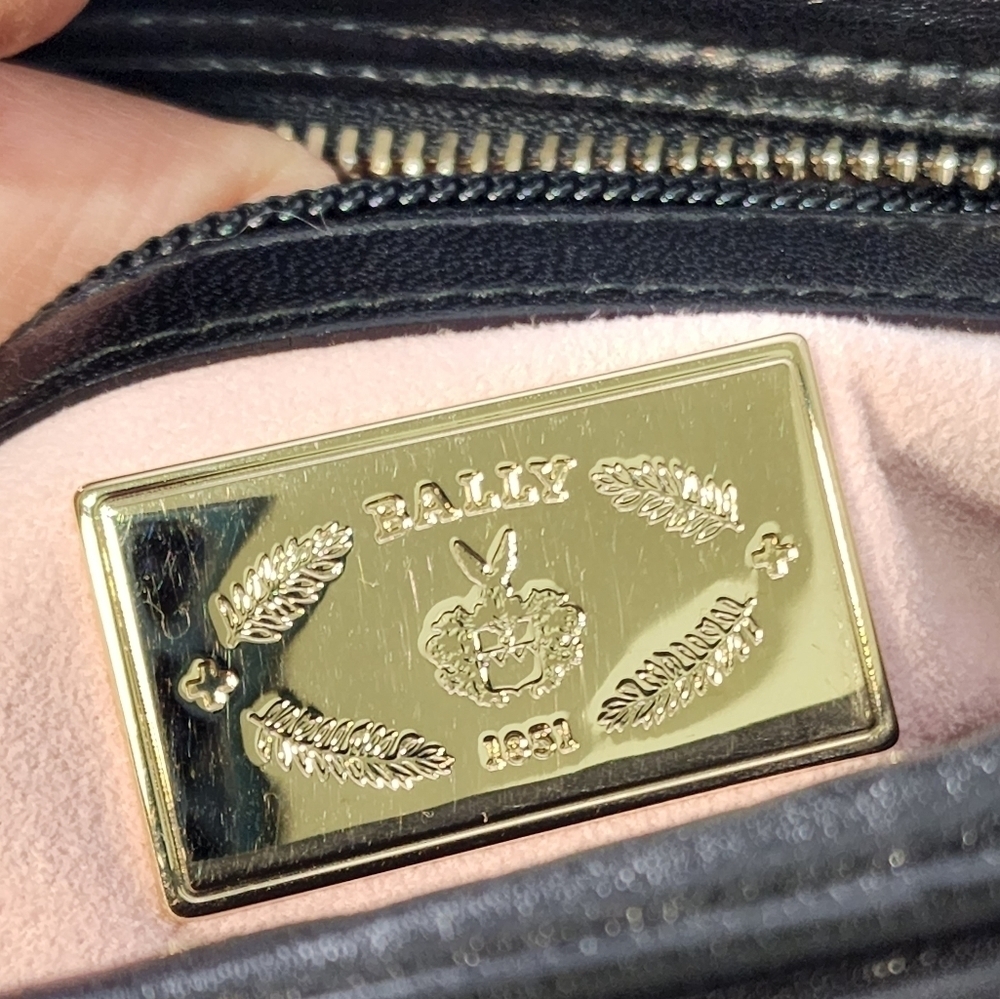 Bally Handbag - Picture 6 of 15